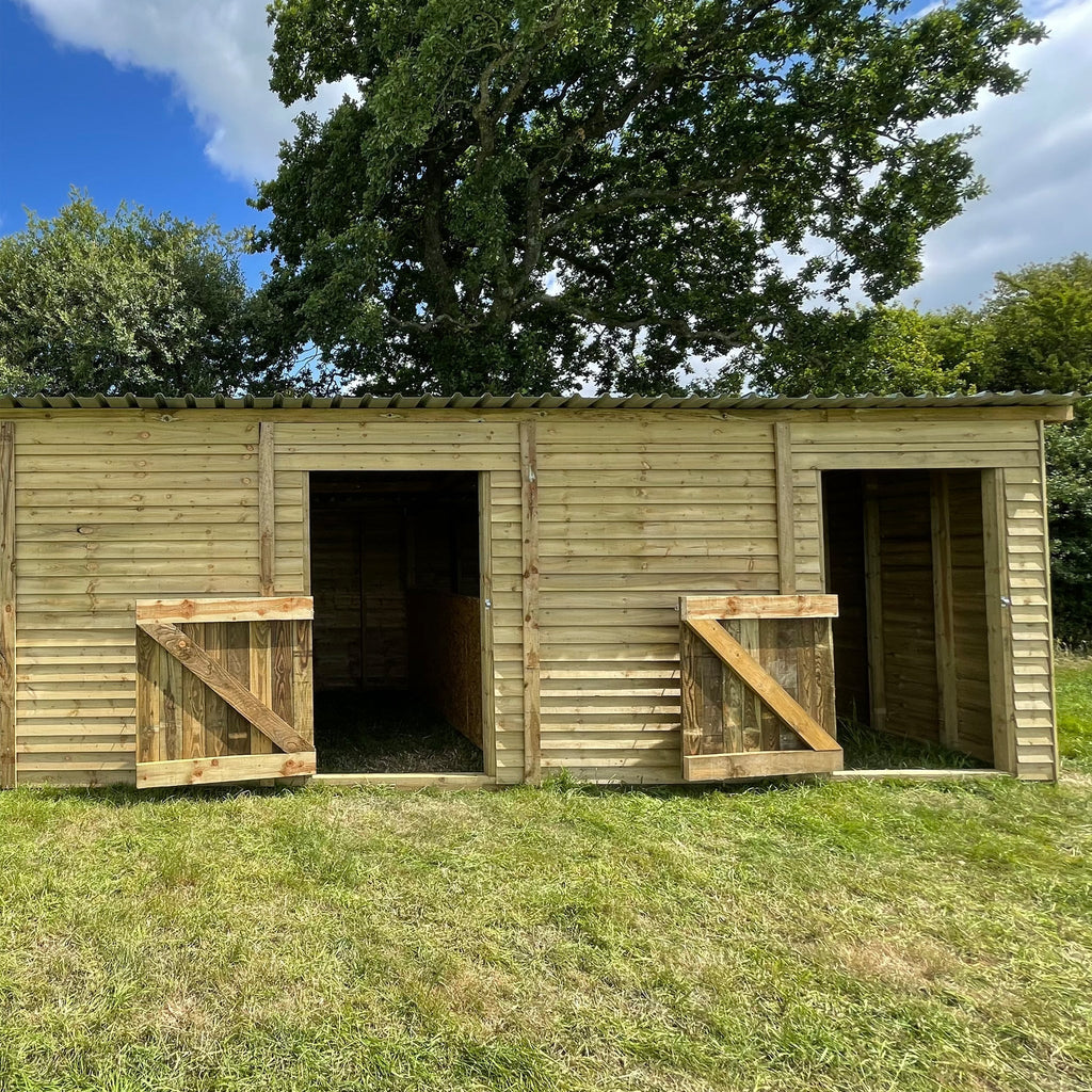 Corrugated Roof Wooden Stable