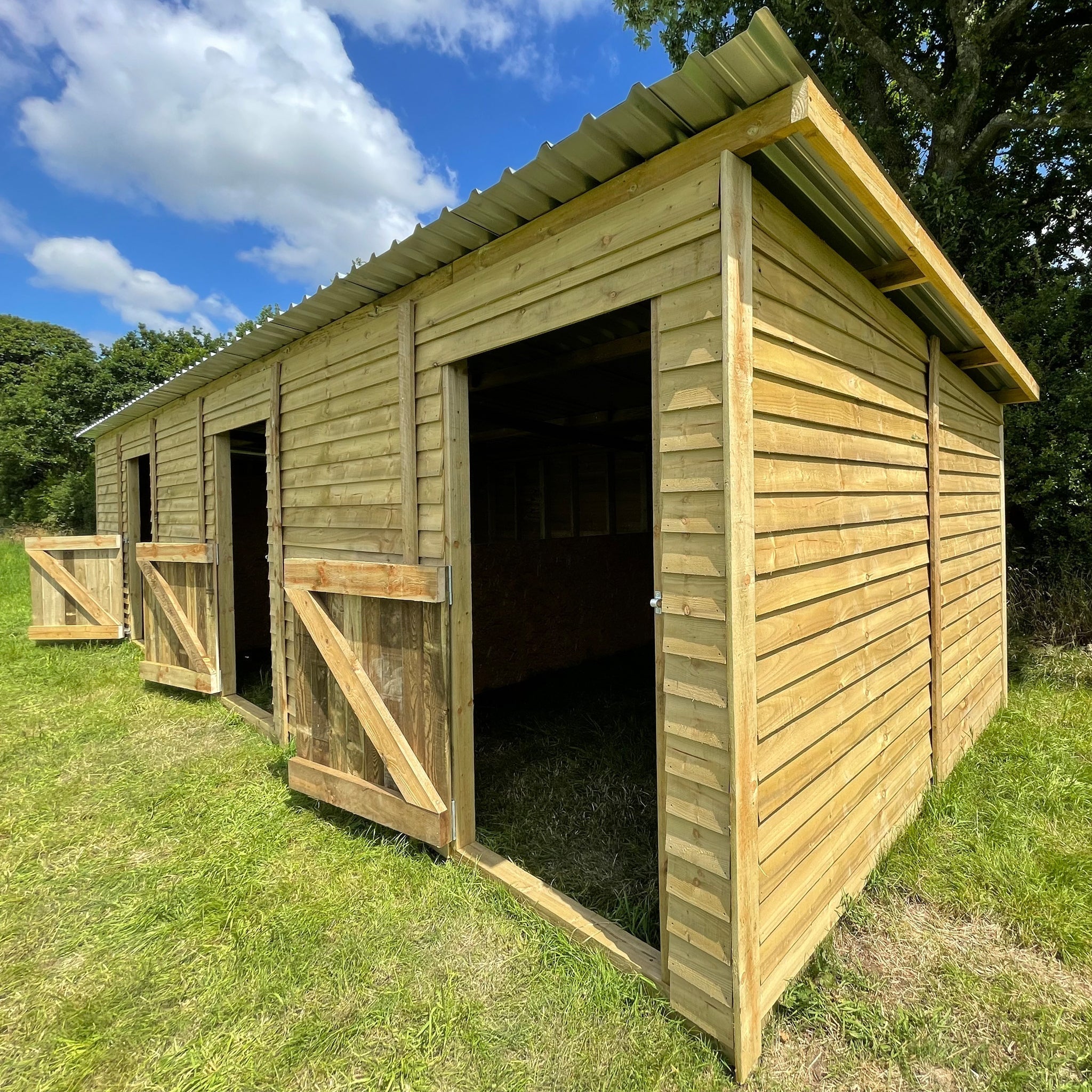 Corrugated Roof Wooden Stable (3.6m Wide)