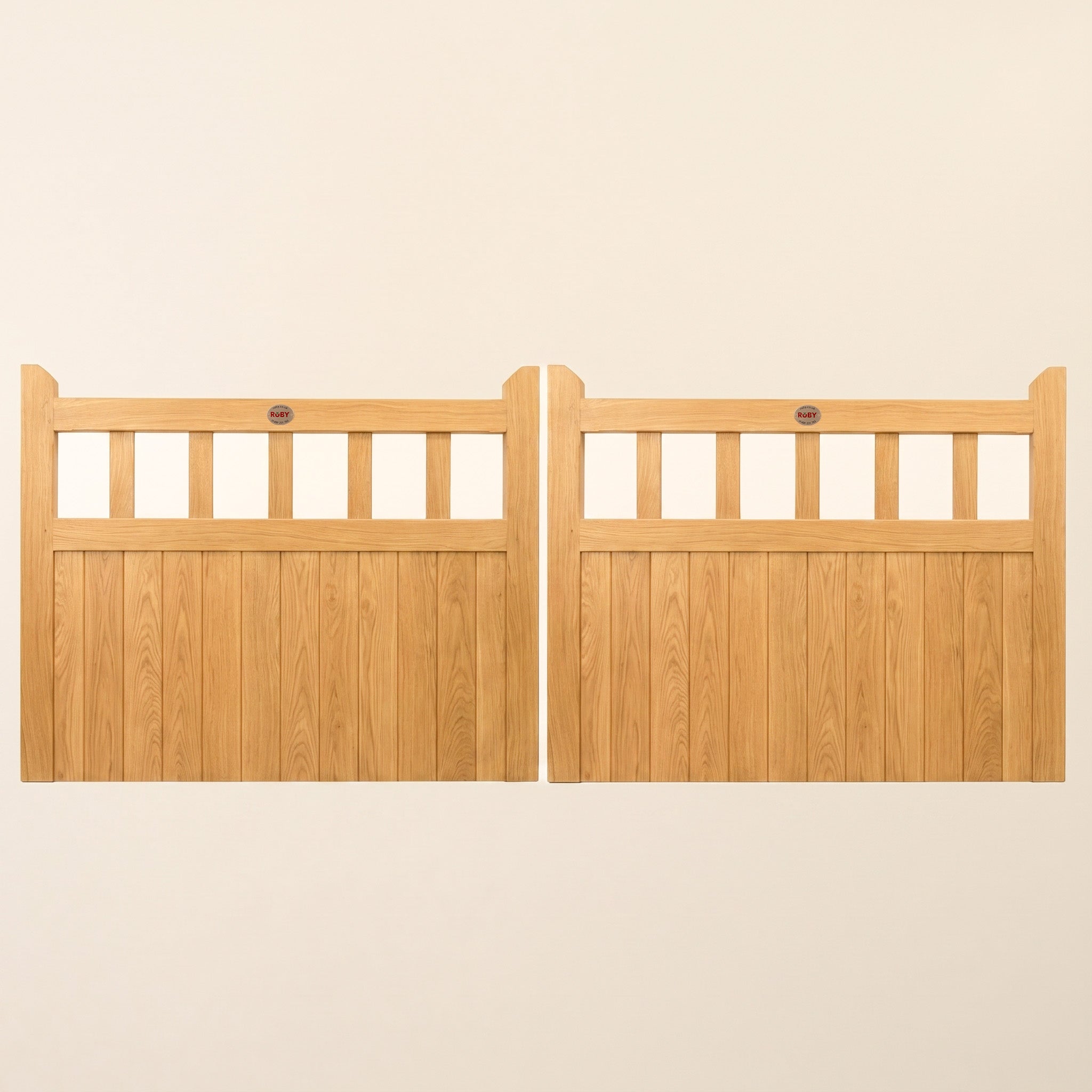 Oak Cottage Mortise & Tenon Driveway Gate Pair