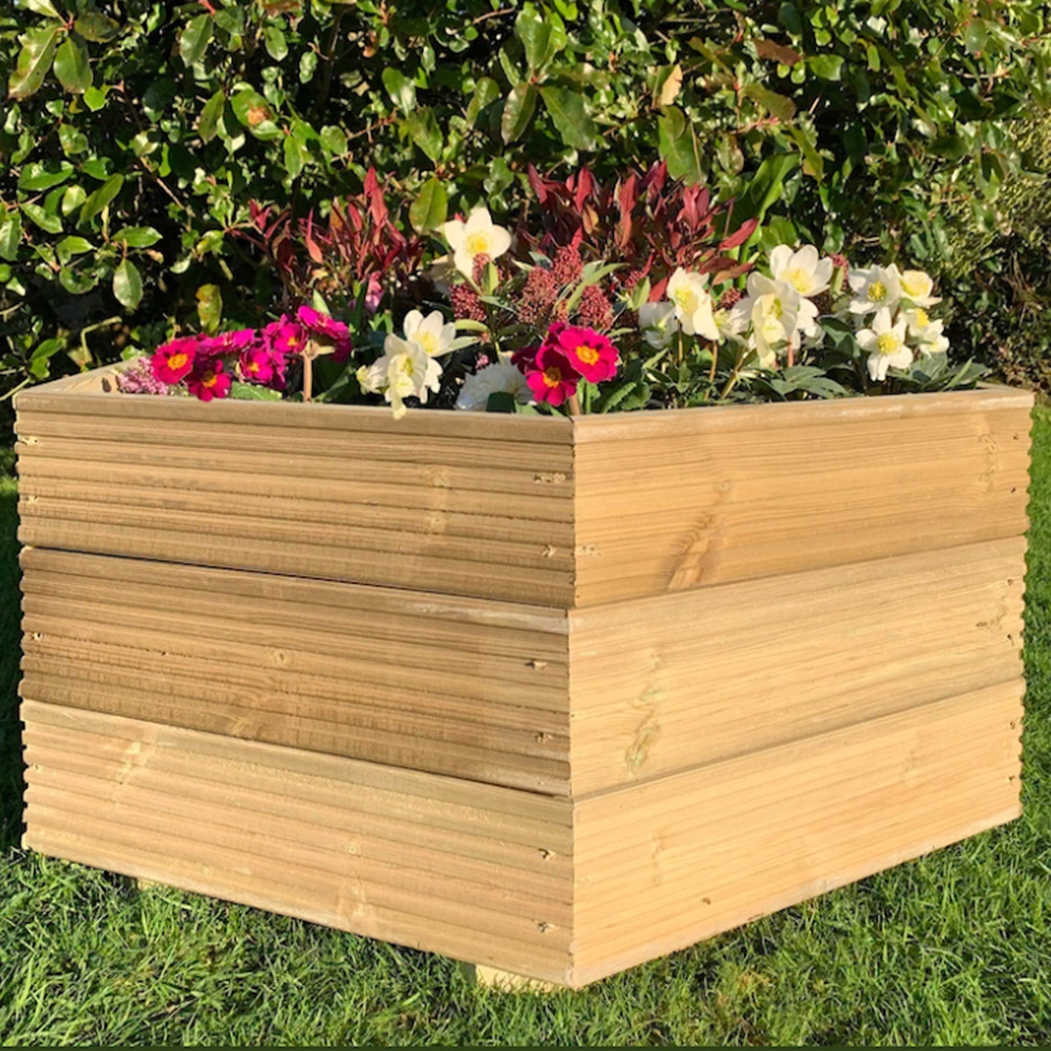 Scandinavian Redwood Hexagonal Decking Planter