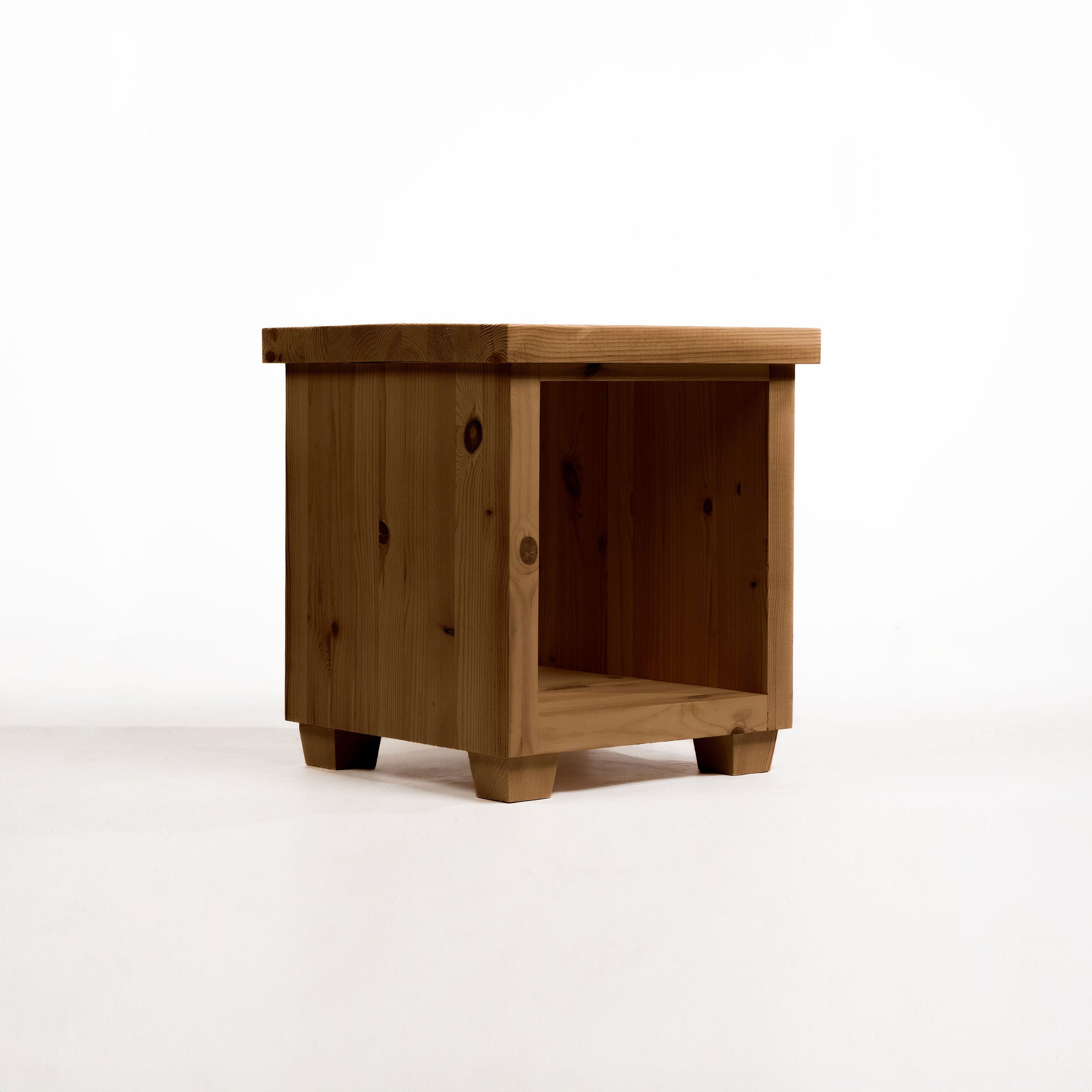 Clovelly Scandinavian Pine Side Table