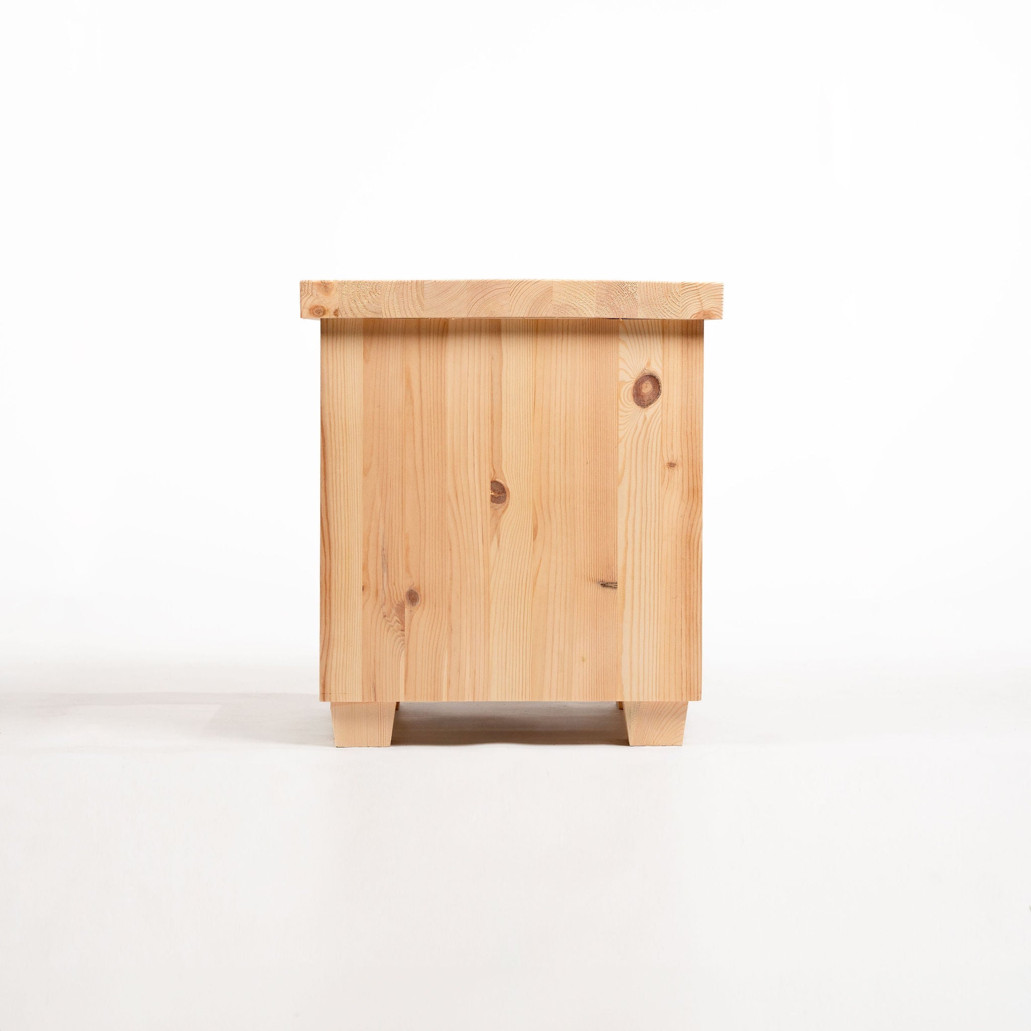 Clovelly Scandinavian Pine Side Table