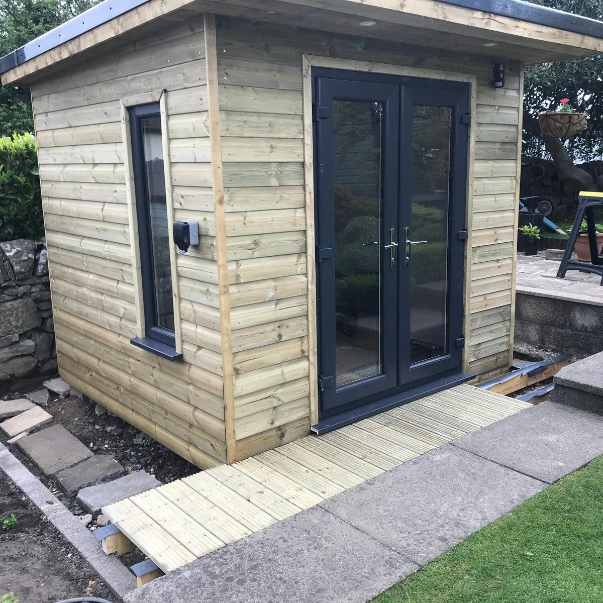 Treated Redwood Tongue & Groove 121mm x 15mm Cladding